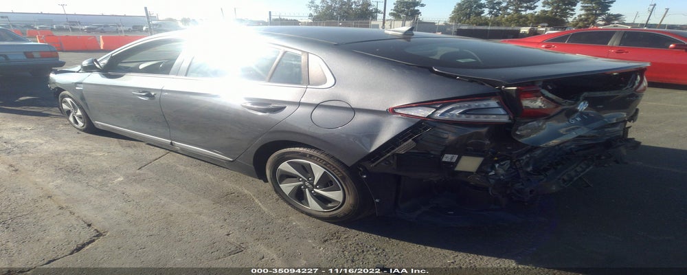 KMHC75LC4JU072868 2018 HYUNDAI IONIQ HYBRID photo no. 3