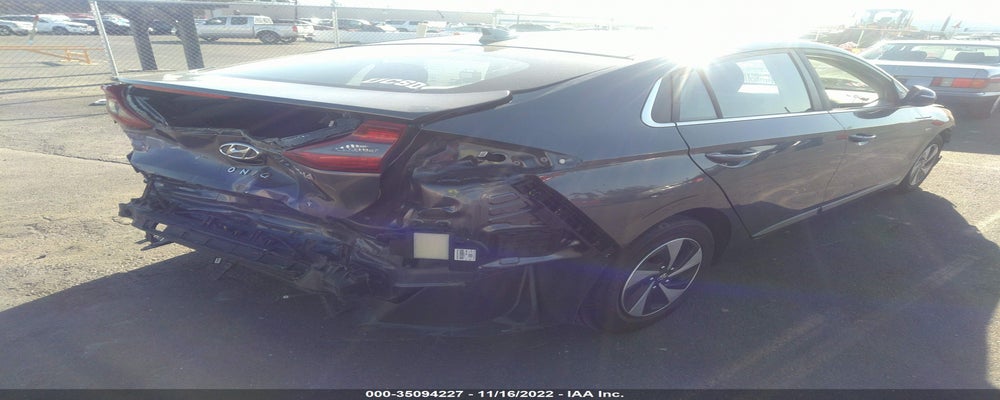 KMHC75LC4JU072868 2018 HYUNDAI IONIQ HYBRID photo no. 4