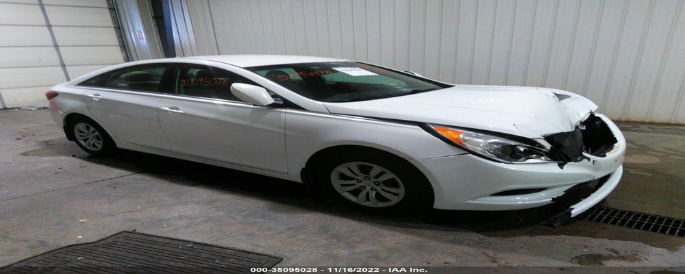 5NPEB4AC1CH329412 2012 HYUNDAI SONATA photo no. 1