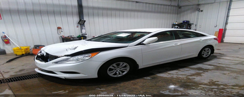 5NPEB4AC1CH329412 2012 HYUNDAI SONATA photo no. 2