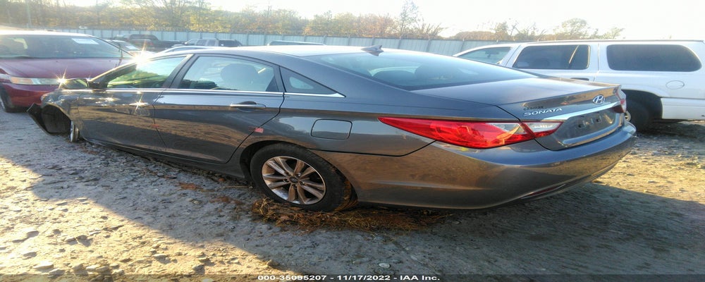5NPEB4AC7DH668175 2013 HYUNDAI SONATA photo no. 3