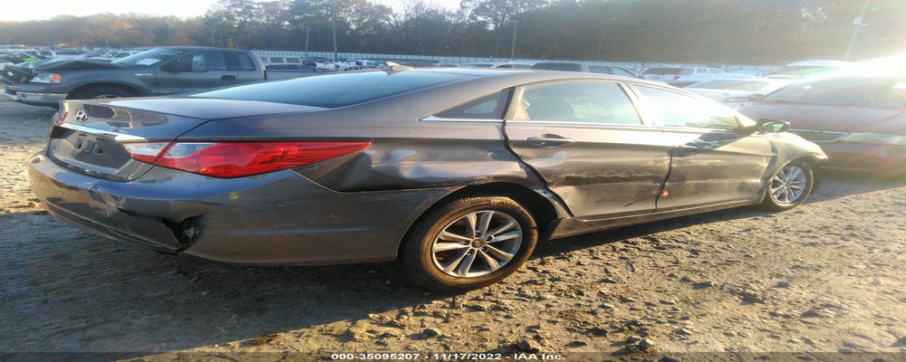 5NPEB4AC7DH668175 2013 HYUNDAI SONATA photo no. 4