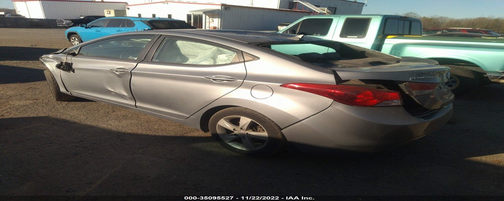 KMHDH4AE8DU951326 2013 HYUNDAI ELANTRA photo no. 3