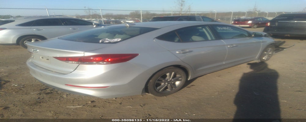5NPD84LF2JH361736 2018 HYUNDAI ELANTRA photo no. 4