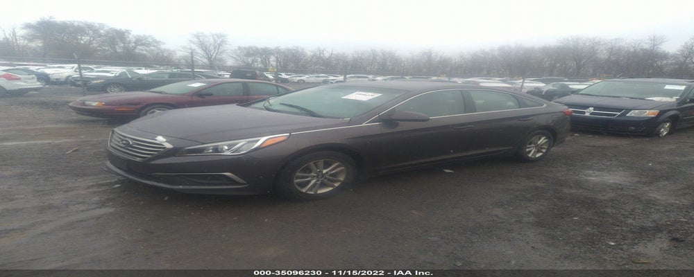 5NPE24AF9GH375988 2016 HYUNDAI SONATA photo no. 2