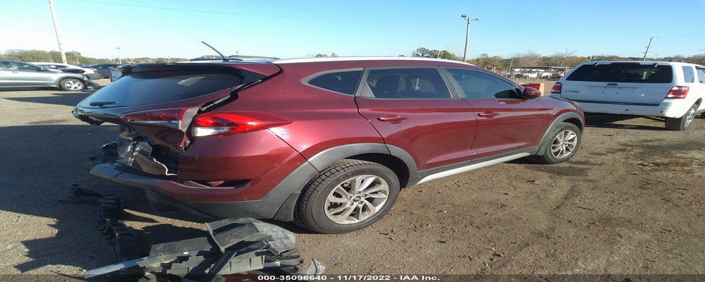 KM8J3CA4XHU351075 2017 HYUNDAI TUCSON photo no. 4