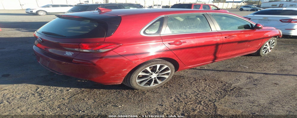 KMHH35LE1JU060695 2018 HYUNDAI ELANTRA GT photo no. 4
