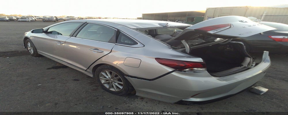 5NPE24AF4JH719086 2018 HYUNDAI SONATA photo no. 3