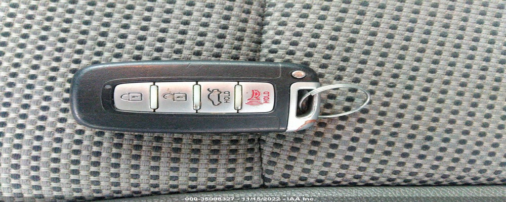 5NPEC4ABXCH428847 2012 HYUNDAI SONATA photo no. 11