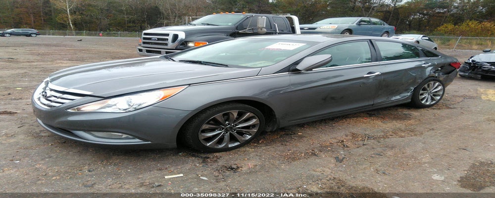 5NPEC4ABXCH428847 2012 HYUNDAI SONATA photo no. 2