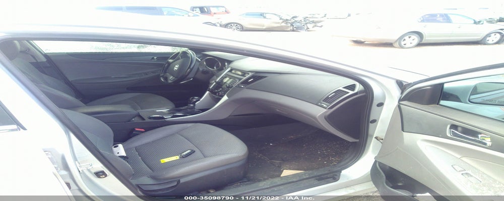 5NPEC4AC1BH001449 2011 HYUNDAI SONATA photo no. 5