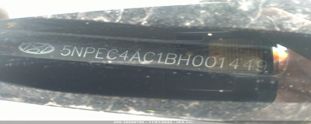5NPEC4AC1BH001449 2011 HYUNDAI SONATA photo no. 9