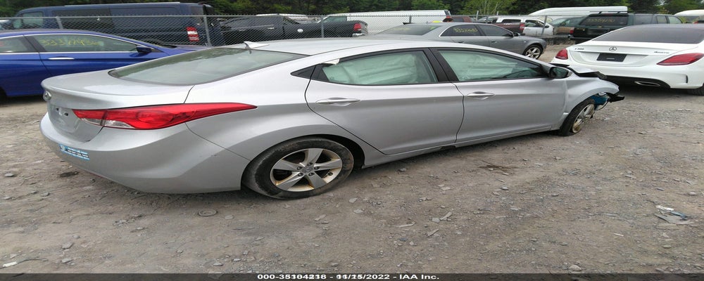 5NPDH4AE5DH448061 2013 HYUNDAI ELANTRA photo no. 4