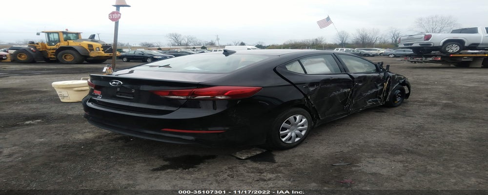 5NPD74LF1HH208956 2017 HYUNDAI ELANTRA photo no. 4