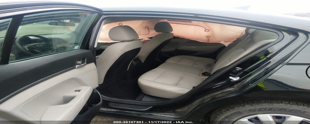 5NPD74LF1HH208956 2017 HYUNDAI ELANTRA photo no. 8