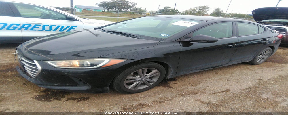 5NPD84LF9HH095786 2017 HYUNDAI ELANTRA photo no. 2