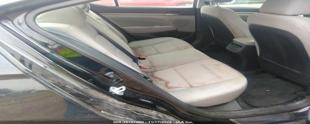 5NPD84LF9HH095786 2017 HYUNDAI ELANTRA photo no. 8