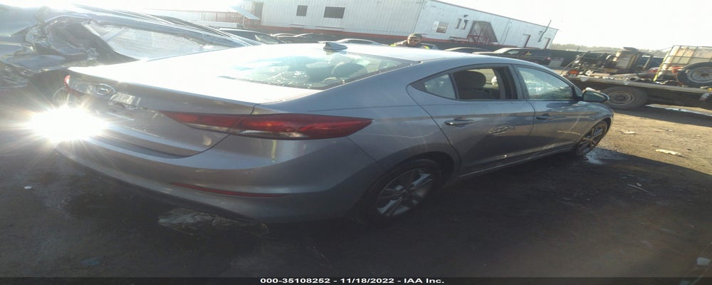 5NPD84LF3HH136364 2017 HYUNDAI ELANTRA photo no. 4