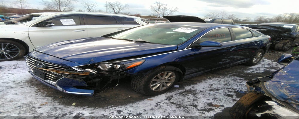 5NPE24AF0JH723023 2018 HYUNDAI SONATA photo no. 2