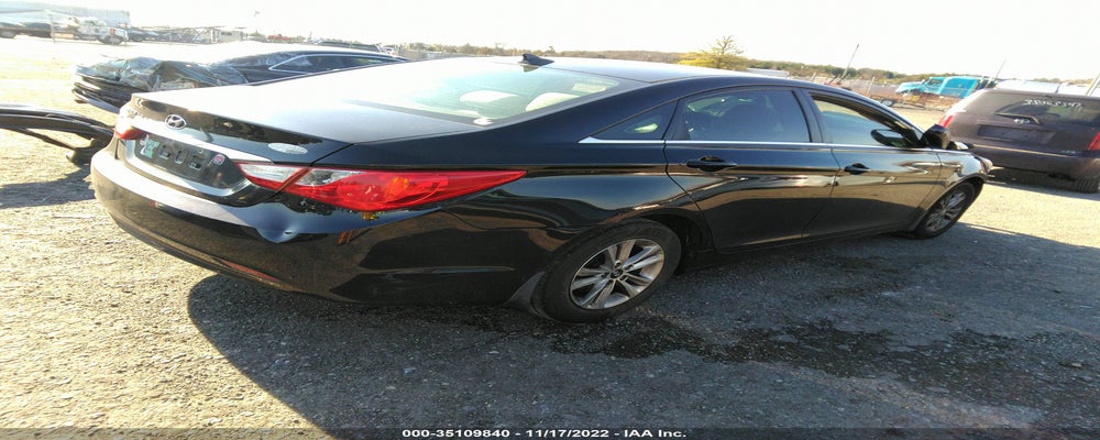 5NPEB4AC1DH628805 2013 HYUNDAI SONATA photo no. 4