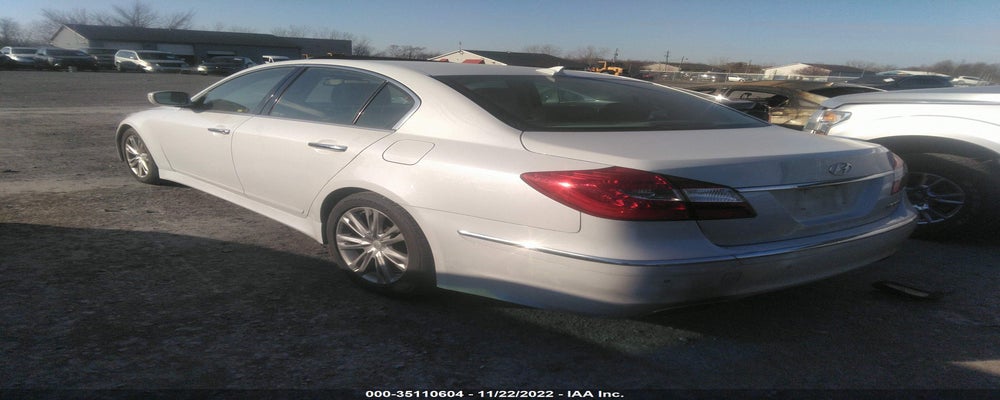 KMHGC4DD9DU233301 2013 HYUNDAI GENESIS photo no. 3