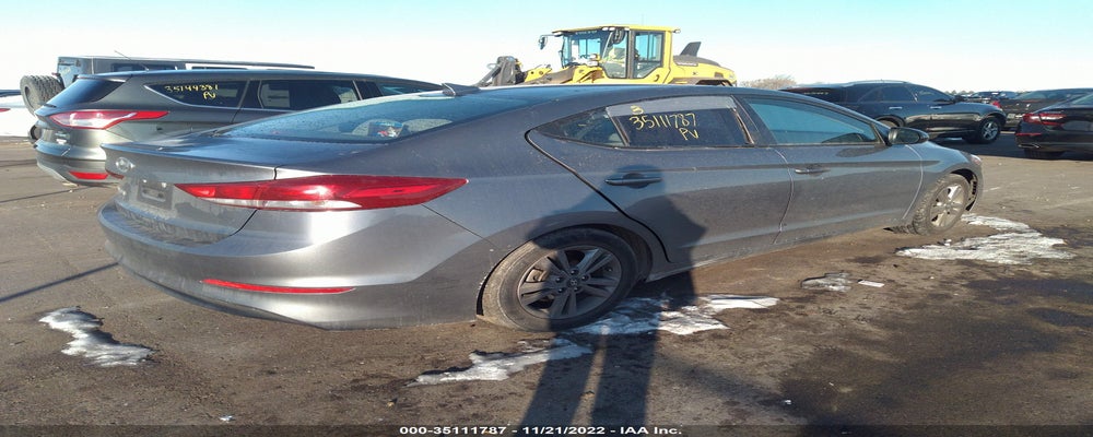 KMHD84LF2JU574414 2018 HYUNDAI ELANTRA photo no. 4