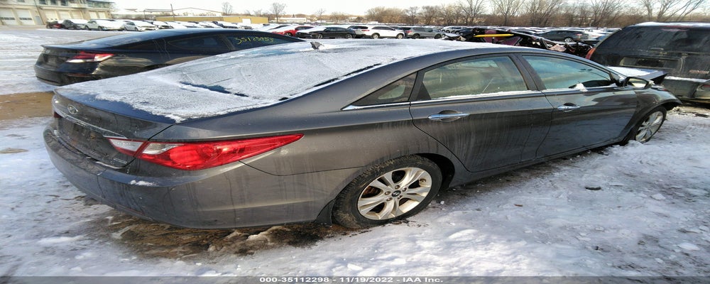 5NPEC4AC3BH115047 2011 HYUNDAI SONATA photo no. 4