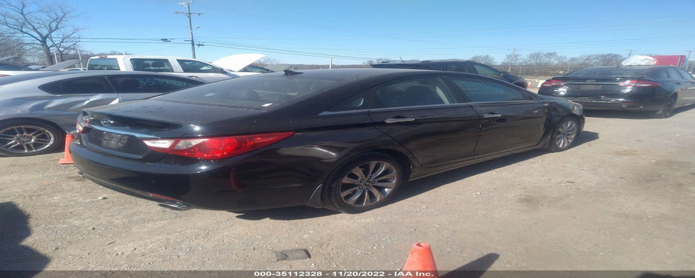5NPEC4AC5BH102591 2011 HYUNDAI SONATA photo no. 4