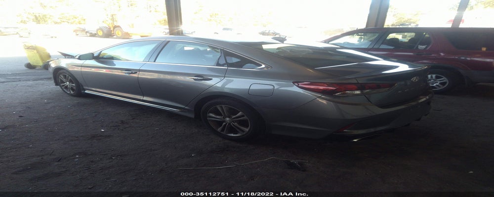 5NPE34AF8JH697445 2018 HYUNDAI SONATA photo no. 3