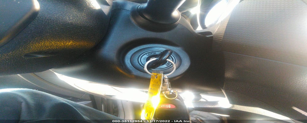 KMHTC6AD5CU029818 2012 HYUNDAI VELOSTER photo no. 11