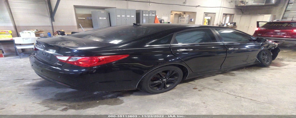 5NPEC4AC9BH014255 2011 HYUNDAI SONATA photo no. 4
