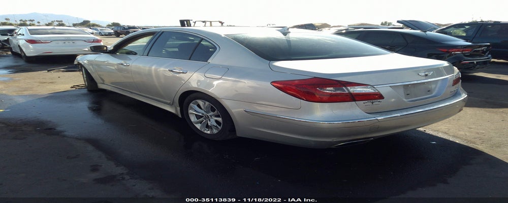 KMHGC4DD3CU178598 2012 HYUNDAI GENESIS photo no. 3