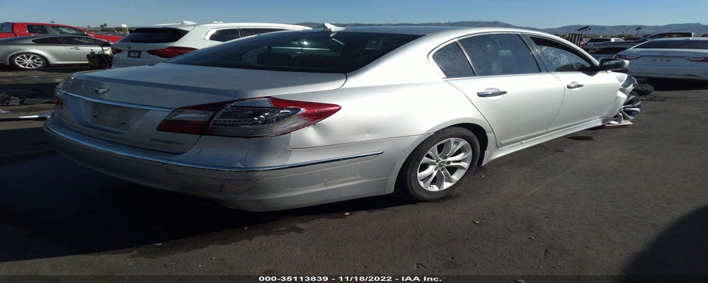 KMHGC4DD3CU178598 2012 HYUNDAI GENESIS photo no. 4