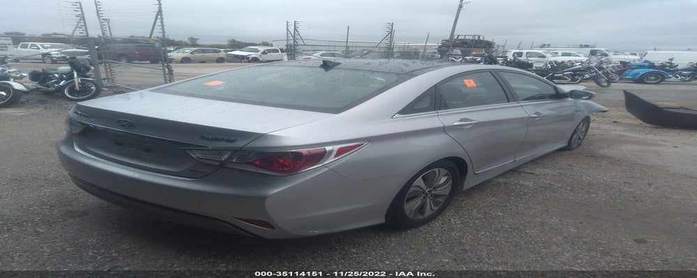 KMHEC4A46DA064481 2013 HYUNDAI SONATA HYBRID photo no. 4