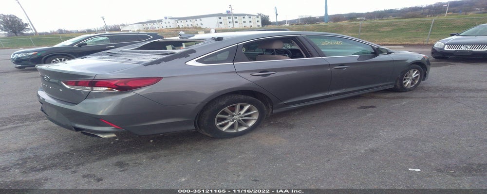 5NPE24AF0KH800894 2019 HYUNDAI SONATA photo no. 4