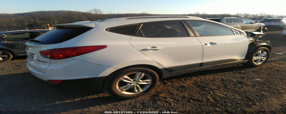 KM8JU3AC1BU128080 2011 HYUNDAI TUCSON photo no. 4