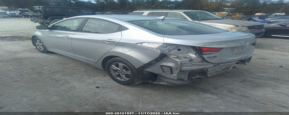 KMHDH4AE4FU352863 2015 HYUNDAI ELANTRA photo no. 3