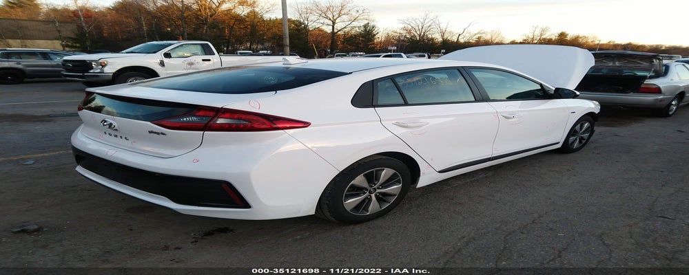 KMHC65LD8JU103955 2018 HYUNDAI IONIQ PLUG-IN HYBRID photo no. 4