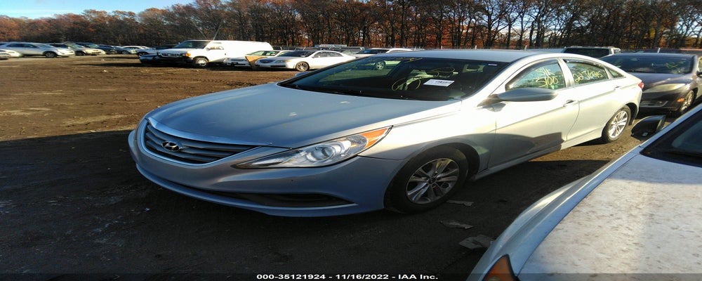 5NPEB4AC3EH929190 2014 HYUNDAI SONATA photo no. 2