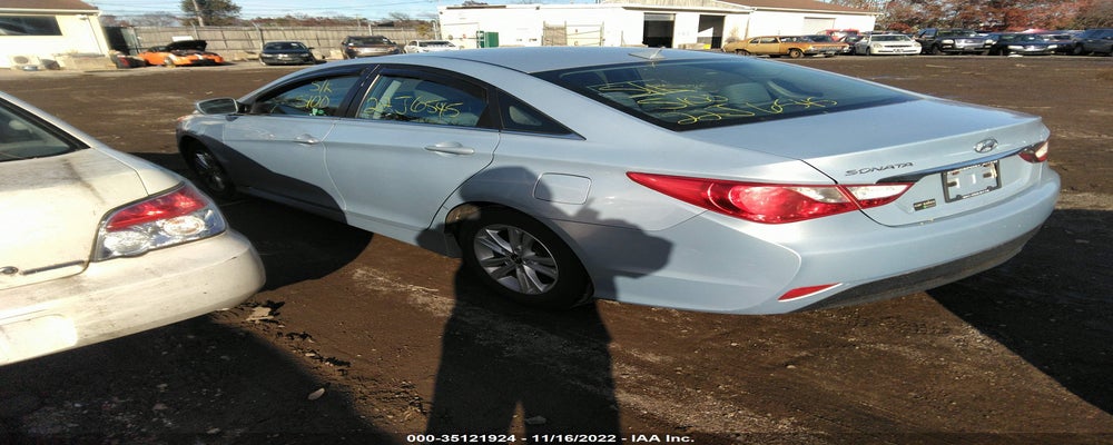 5NPEB4AC3EH929190 2014 HYUNDAI SONATA photo no. 3