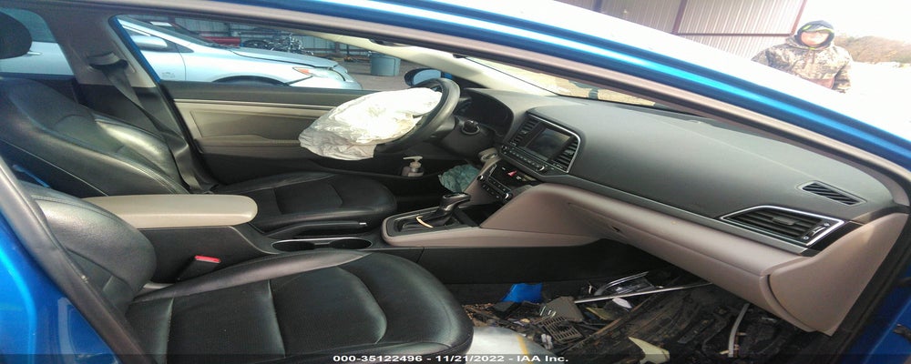 KMHD84LF4JU473598 2018 HYUNDAI ELANTRA photo no. 5