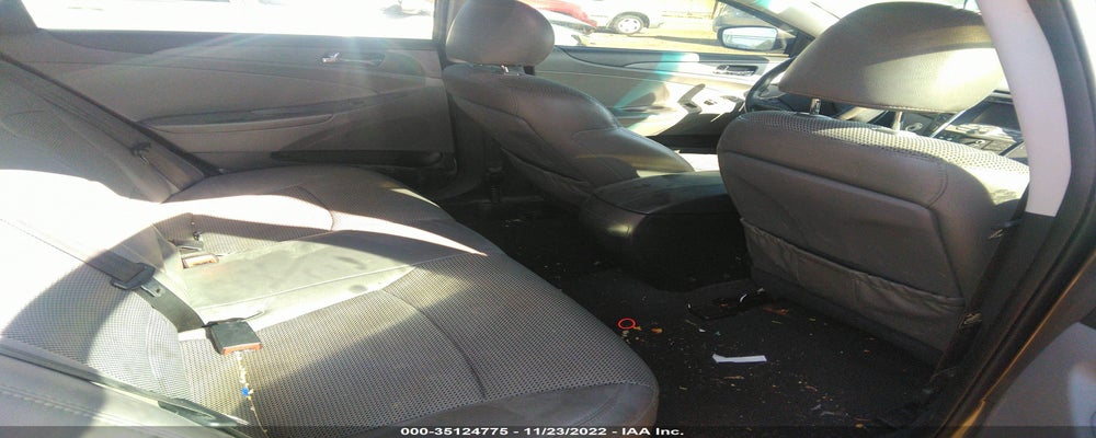 5NPEC4AB5BH260615 2011 HYUNDAI SONATA photo no. 8