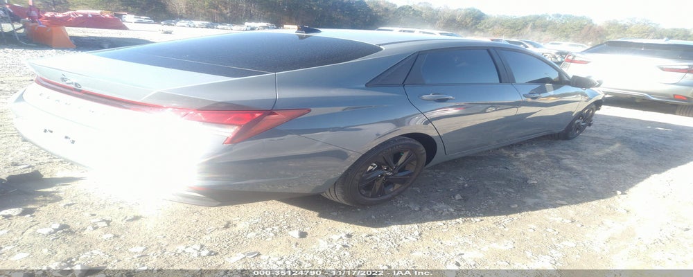 KMHLM4AG2NU365070 2022 HYUNDAI ELANTRA photo no. 4