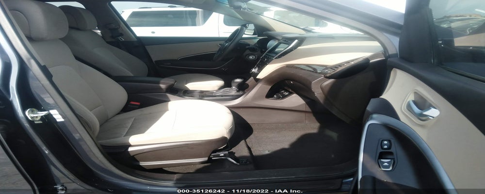 5XYZU3LB1HG410967 2017 HYUNDAI SANTA FE SPORT photo no. 5