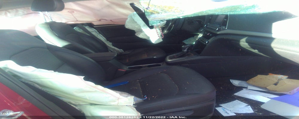 KMHD84LF2HU209046 2017 HYUNDAI ELANTRA photo no. 5