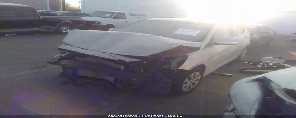 KMHCT5AE0GU267178 2016 HYUNDAI ACCENT photo no. 2