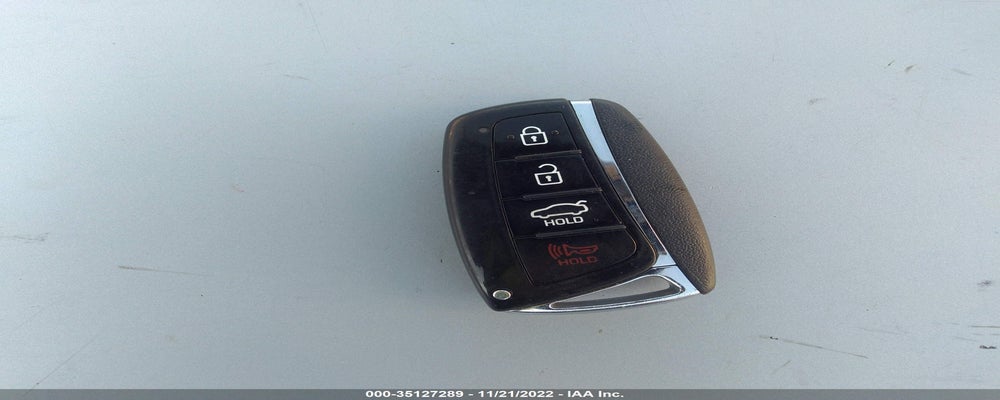 KMHFH4JG4GA515945 2016 HYUNDAI AZERA photo no. 11