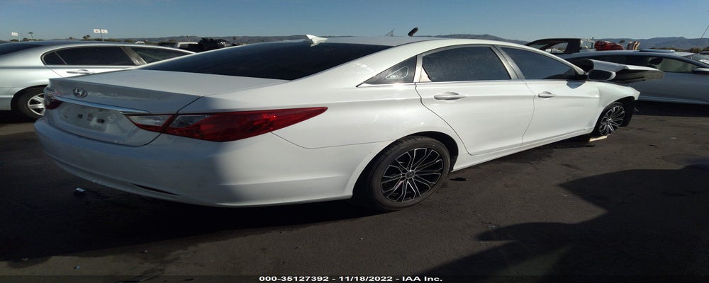 5NPEB4AC0DH582139 2013 HYUNDAI SONATA photo no. 4