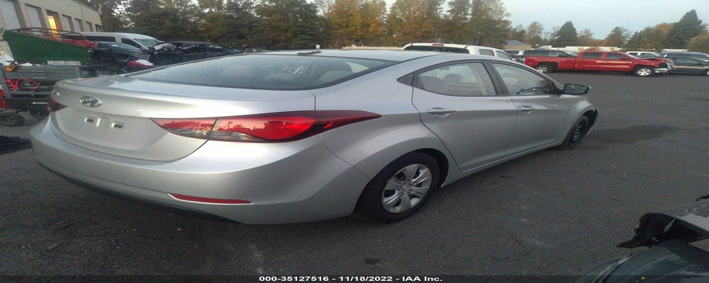 5NPDH4AE0GH681883 2016 HYUNDAI ELANTRA photo no. 4