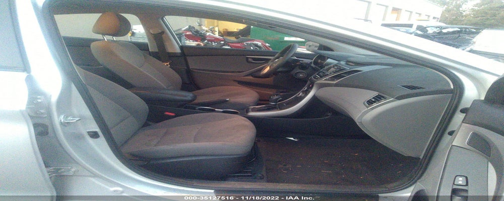 5NPDH4AE0GH681883 2016 HYUNDAI ELANTRA photo no. 5